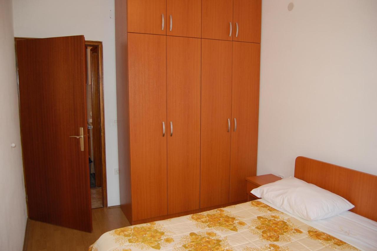 Apartments Villa Angela Krk Town Quarto foto